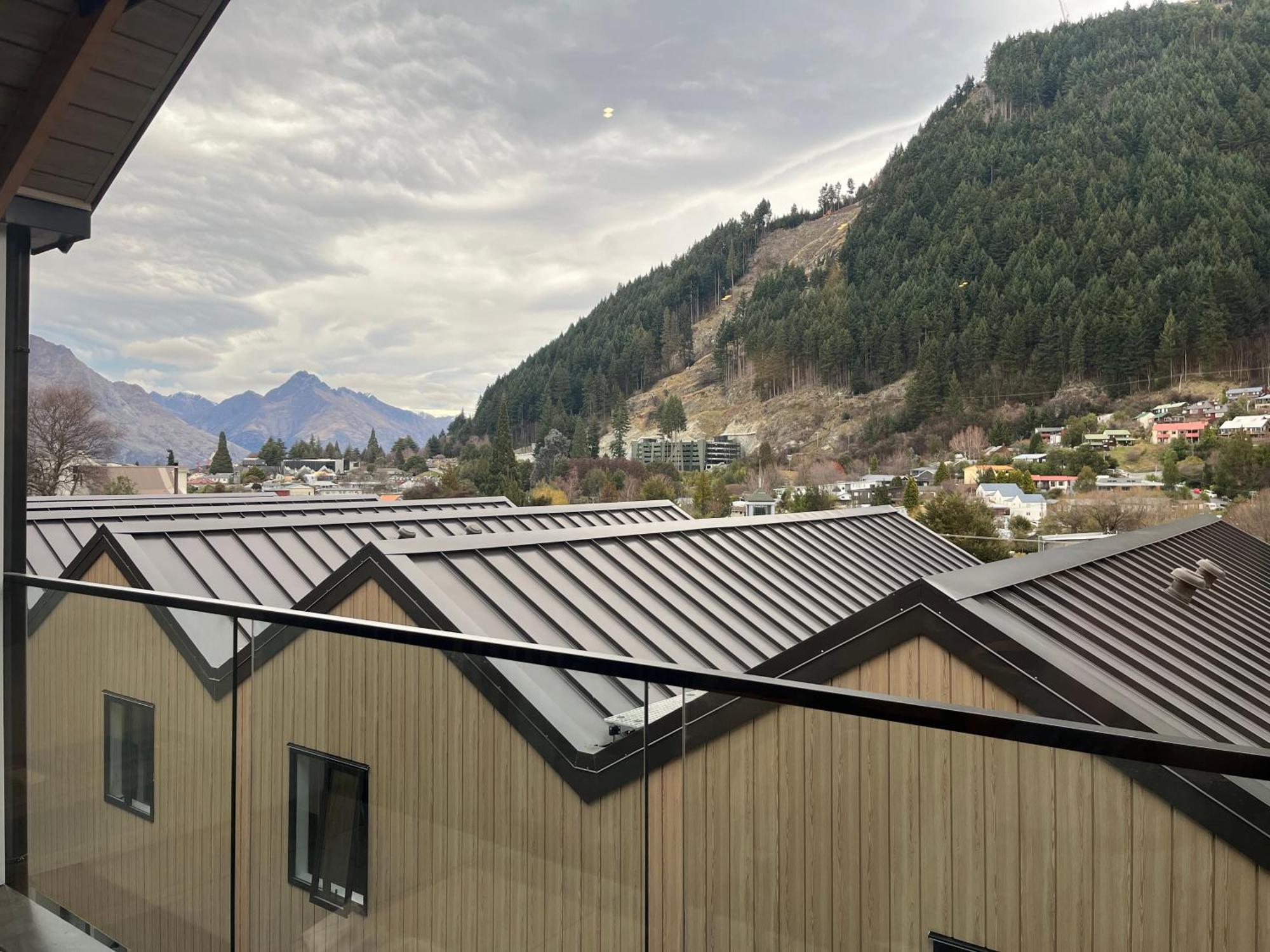 Queenstown Central - Walk To Town - Free Parking - Wifi And Smart Tv - Gym Exteriér fotografie